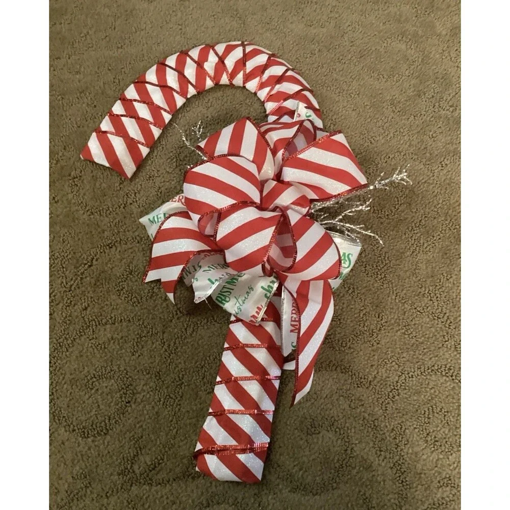 Christmas Wreath, Candy Cane Red White 21 x 14 New